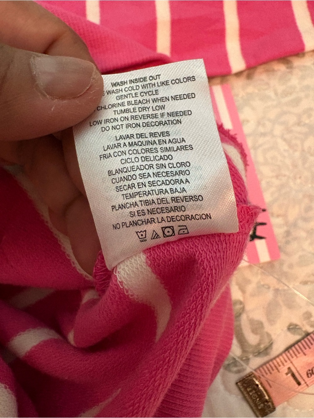 Hello Kitty Toddler Girls Sweatshirt and
Short Set Size 5T Pink Striped NWT - Picture 5 of 13